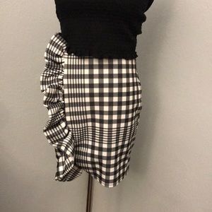 NWOT Misguided fitted skirt